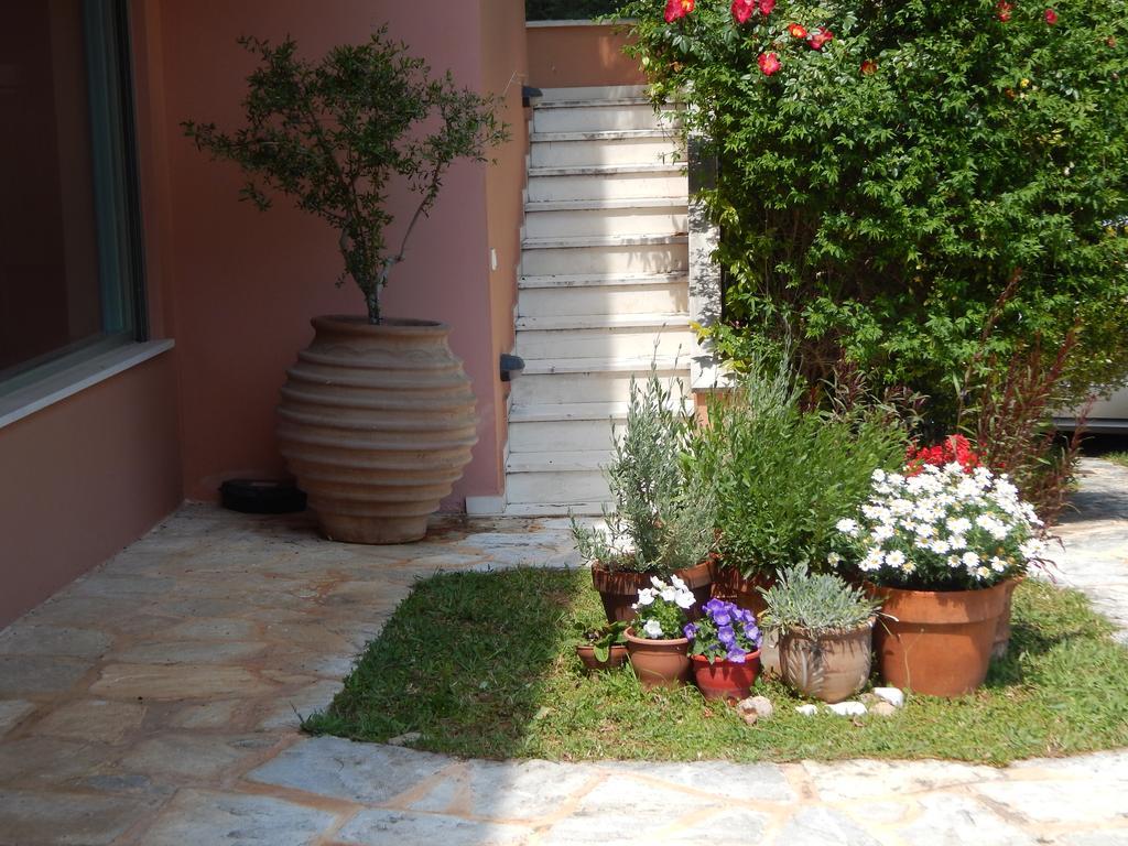 Slow Living Beautiful Villa Rafína Eksteriør bilde